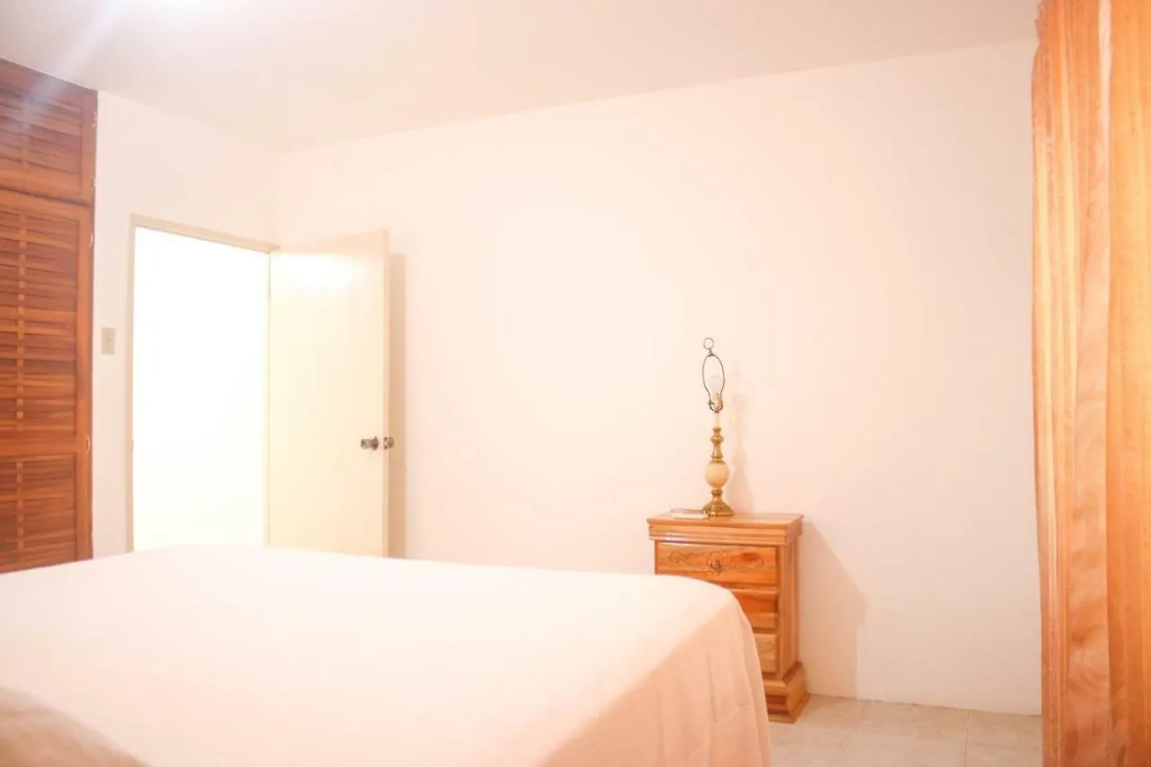 Dironche Villa-Porto Bello Montego Bay Lejlighed