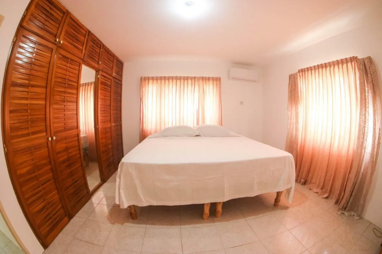 Dironche Villa-Porto Bello Montego Bay Jamaica