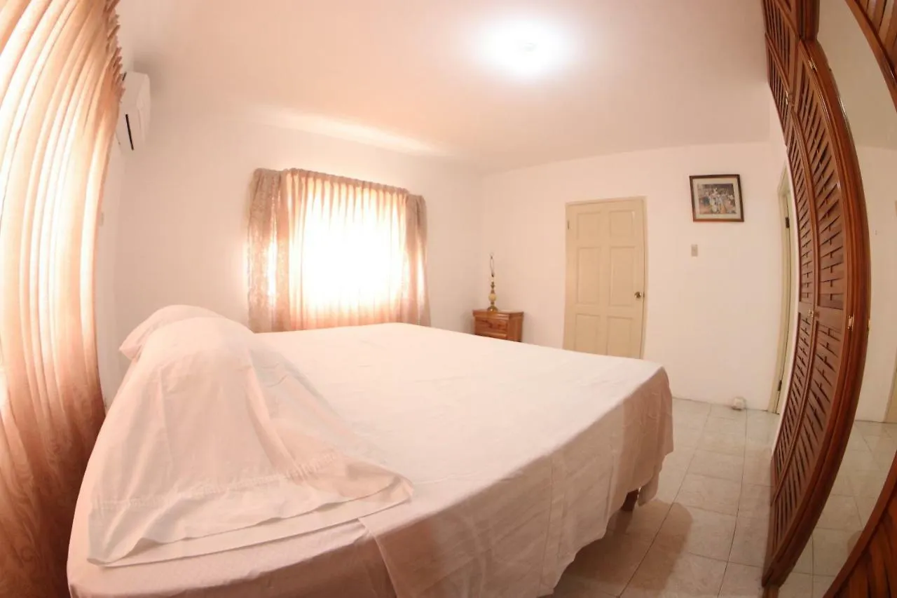 Dironche Villa-Porto Bello Montego Bay Jamaica